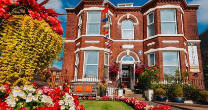 Barford House - Ground Floor Self-Catering Apartment Southport