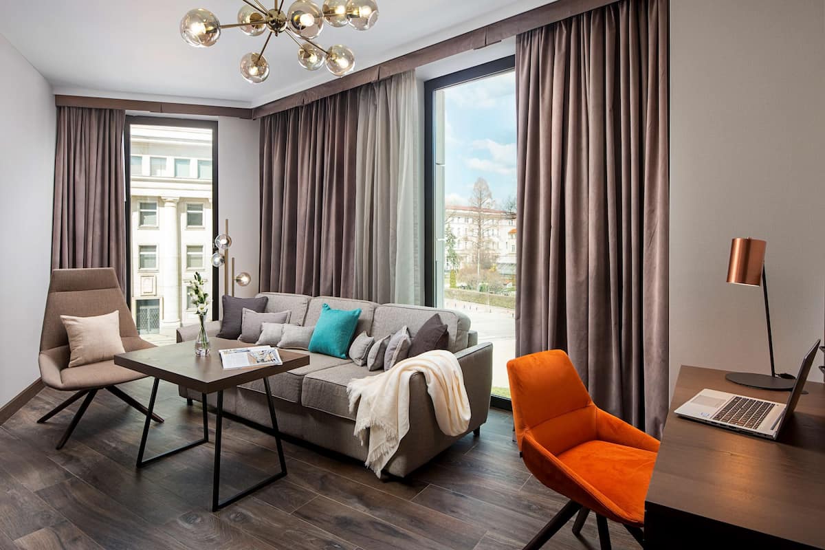 1 bedroom, minibar, in-room safe, desk