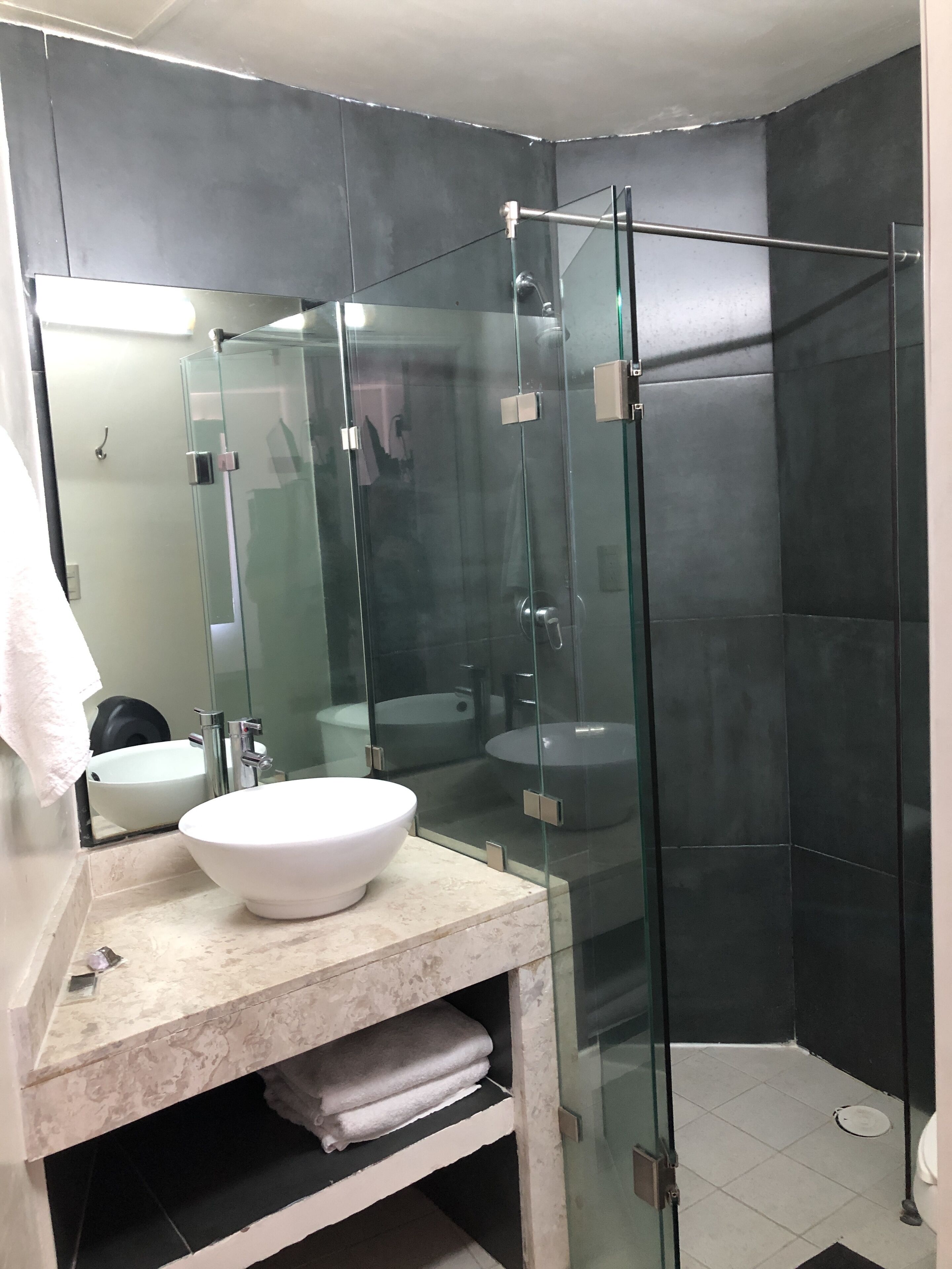 Photo - Genesis Suites / Lofts