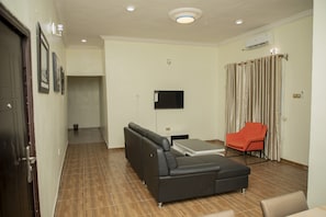 Family Apartment | Living room | Flat-screen TV
