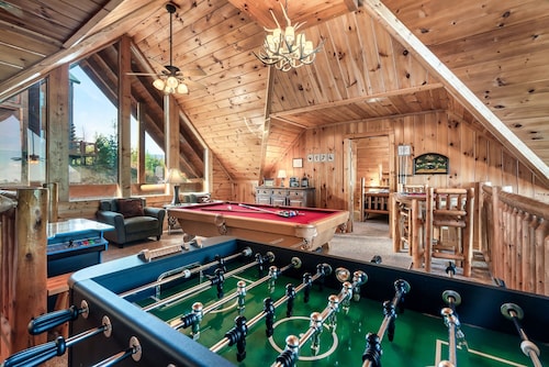 + Näkymät ja paikat! 8/6 Lrg Fam / Grps / Häät Tervetuloa! Uima-allas ja paljon viihdettä!