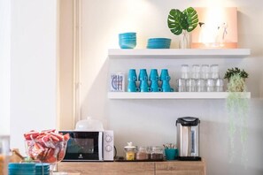 Interior - Bed n Bev (Pattaya)