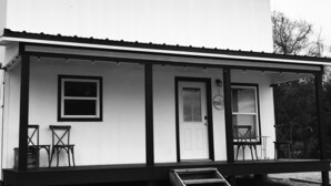 Exterior - The Oaks at High Hill (Schulenburg)