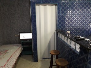 1 bedroom, free WiFi - HOUSES AND KITSNETS OUR CORNER NORTH COAST OF SP (Praia Barra do Sahy)