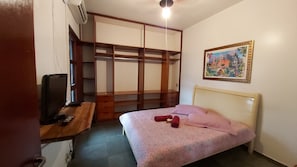 Habitación básica | Wifi gratis y ropa de cama