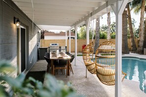 Outdoor dining - Backyard Oasis, Pool, Spa, Game Room, BBQ (Scottsdale)