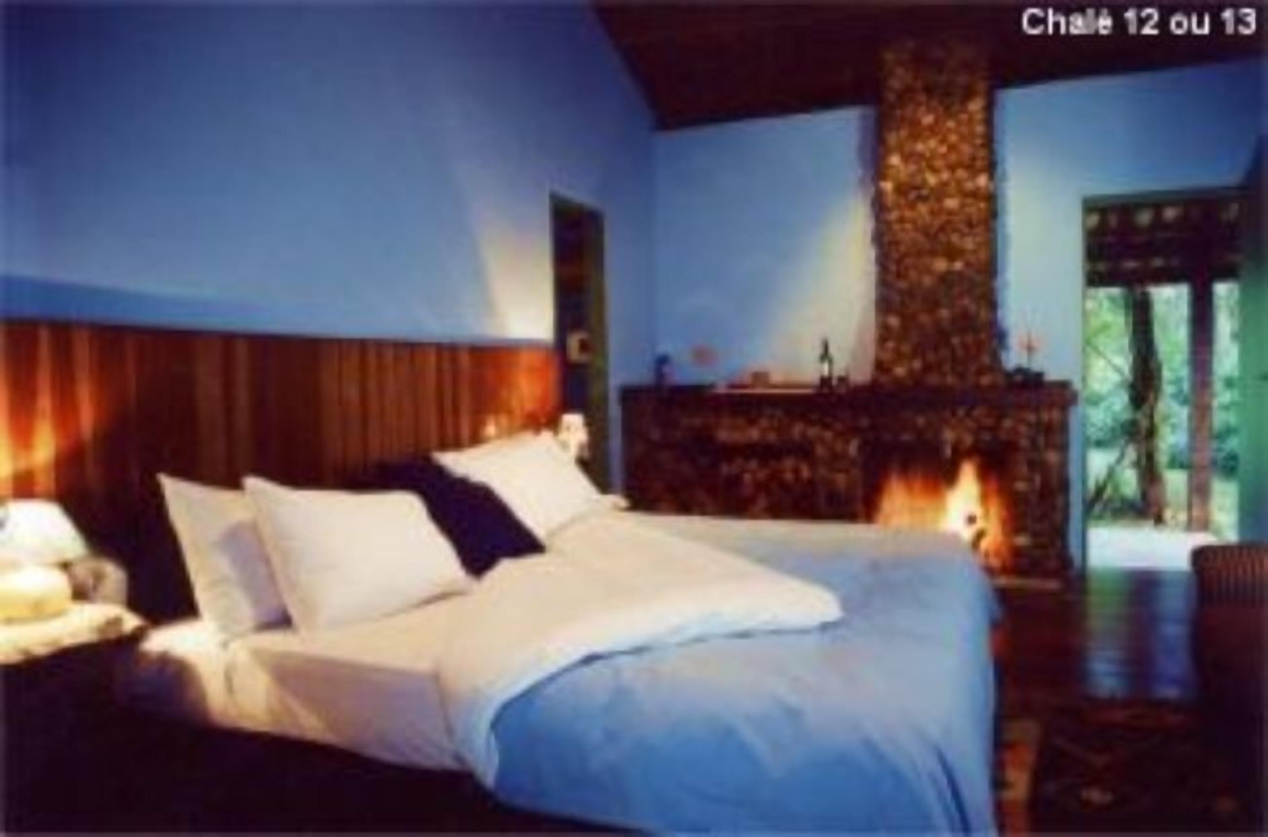 Frigobar, cofres nos quartos, Wi-Fi de cortesia, roupa de cama