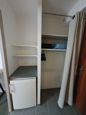 Chambre Double | Mini-réfrigérateur