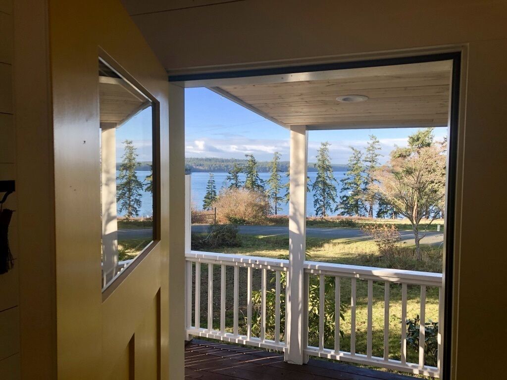 Marrowstone Cottage - Amazing Scow Bay View