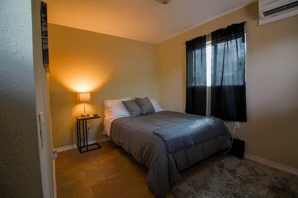 1 bedroom, iron/ironing board, WiFi