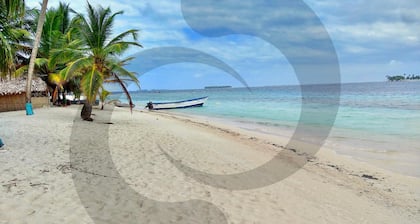 San Blas Private Beach Cabin