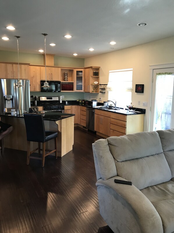 Interior - Near Autzen Stadium (Springfield)