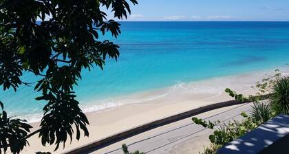 Orrie's Beach Bar Hotel