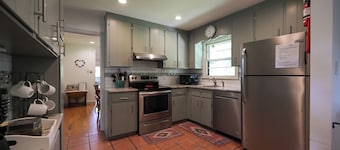 Welcome to Nana’s Place in Asheville!