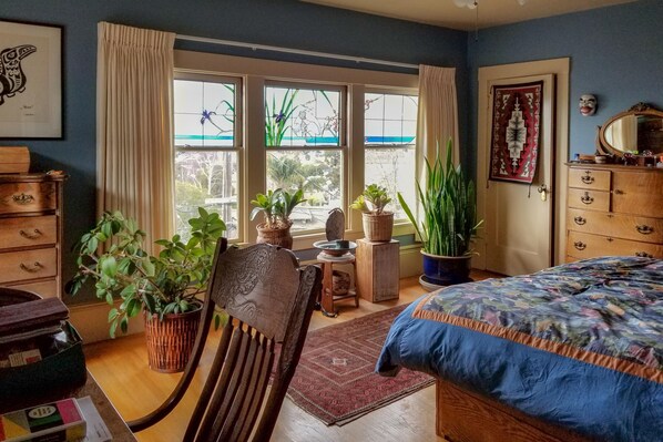 4 sovrum, skrivbord och wi-fi