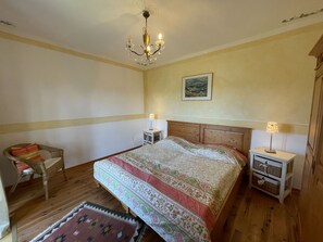 2 makuuhuonetta, ilmainen Wi-Fi, vuodevaatteet