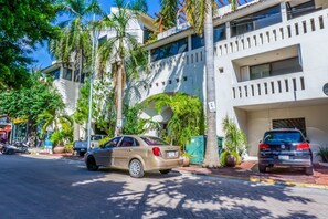Exterior - Royal Palms 3 1 Bedroom Condo by RedAwning (Playa del Carmen)