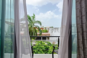 Apartamento, 3 habitaciones | Balcón