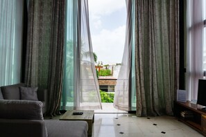 Appart'hôtel, 3 chambres | Salle de séjour