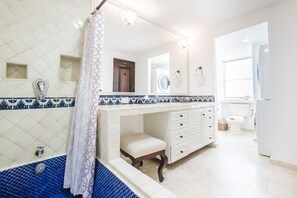 Bathroom - Royal Palms 5 2 Bedroom Condo by RedAwning (Playa del Carmen)