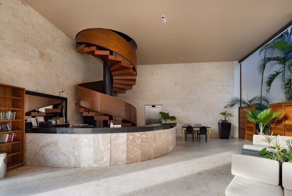 Condo, 2 Bedrooms | Lobby