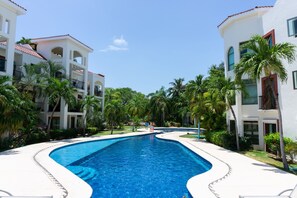 Condo, 2 Bedrooms | Pool