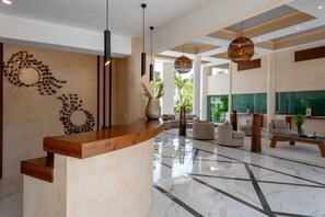 Kondominium, 2 kamar tidur | Lobi