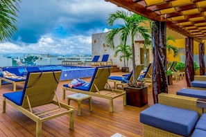 Condo, 2 quartos | Terraço/pátio