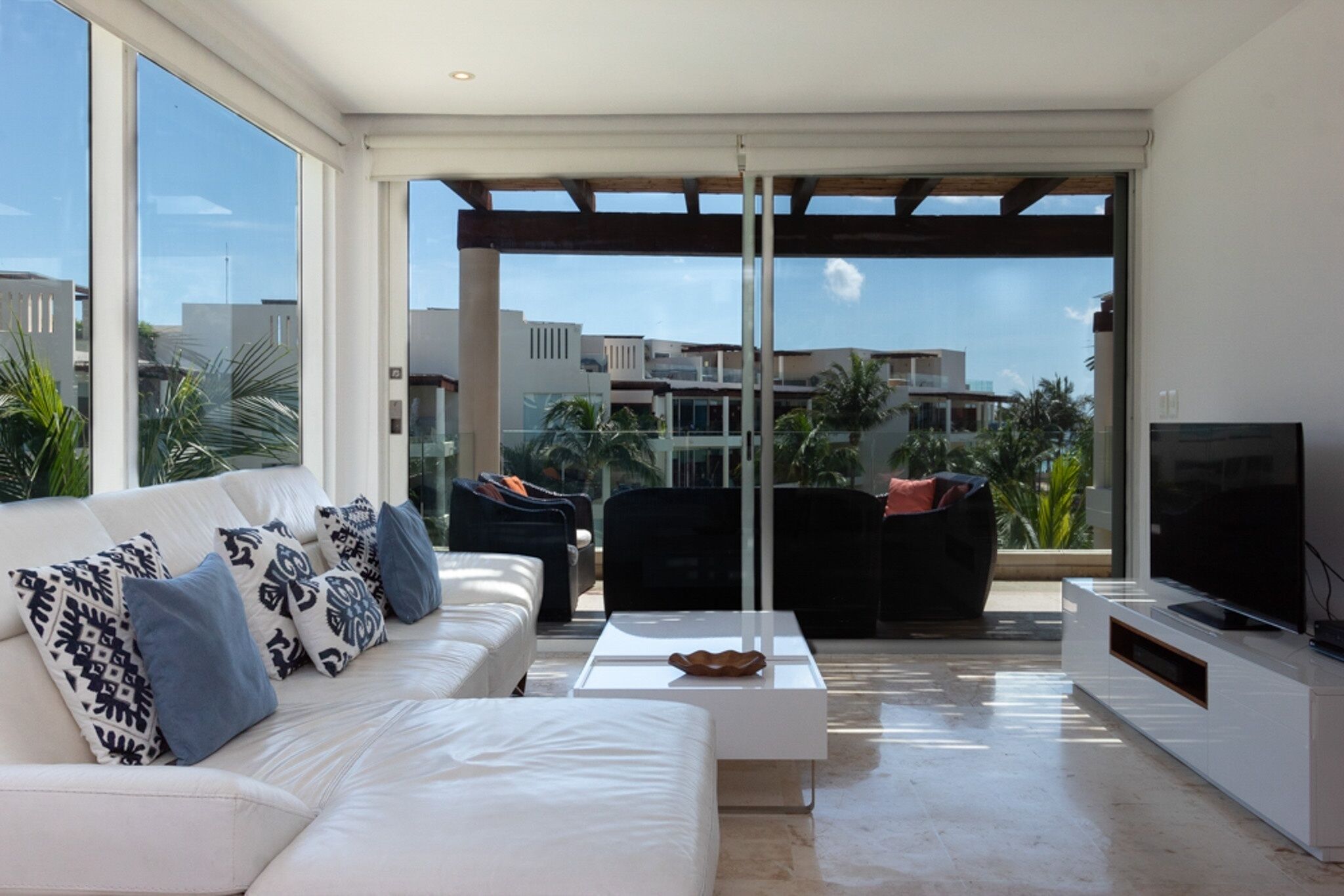 Condo, 3 habitaciones | Área de sala de estar