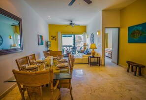 Condo, 2 habitaciones | Restaurantes