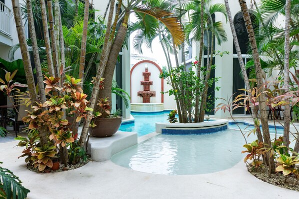 Condo, 2 habitaciones | Alberca