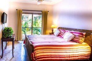 Condo, 3 Bedrooms - Paseo Del Sol Coral B 206 3 Bedroom Condo by RedAwning (Playa del Carmen)