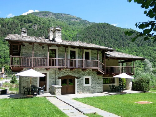 Beautiful apartment for 4 people with WIFI, pool, TV and terrace