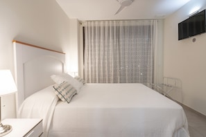 1 chambre, fer et planche Ă repasser, lit parapluie, Wi-Fi gratuit