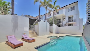Unclassified image, 4 of 40, button - Airtrip Apartment on Russell St (South Brisbane)