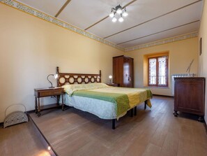 1 bedroom, free WiFi - Beautiful apartment for 4 people with A/C, WIFI, pool, TV, patio and pets allowed (Cossombrato)