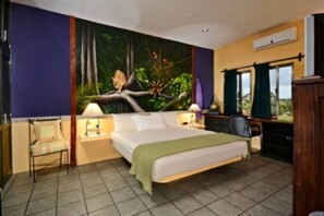 2 bedrooms, in-room safe, desk, iron/ironing board