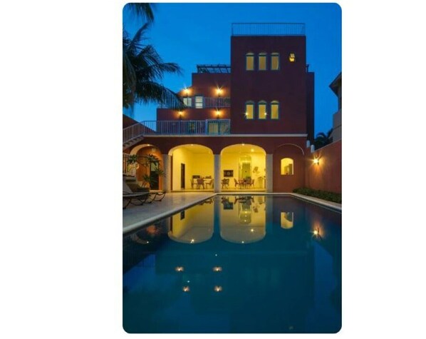 Alberca al aire libre 