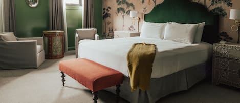 King Suite | Premium bedding, down duvets, pillow-top beds, minibar