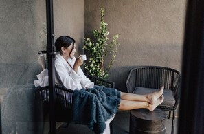 King Suite with Balcony | Terrace/patio - The Winston Solvang (Solvang)