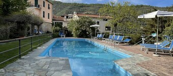 Beautiful apartment for 4 guests with WIFI, pool, patio, pets allowed and panoramic view