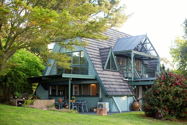 Exterior - 🍸🍾FREE NIGHT Stay 3 nights and pay for two in September and October. (Lilydale)