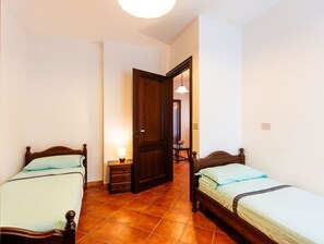 2 dormitorios, cuna de viaje, wifi gratis