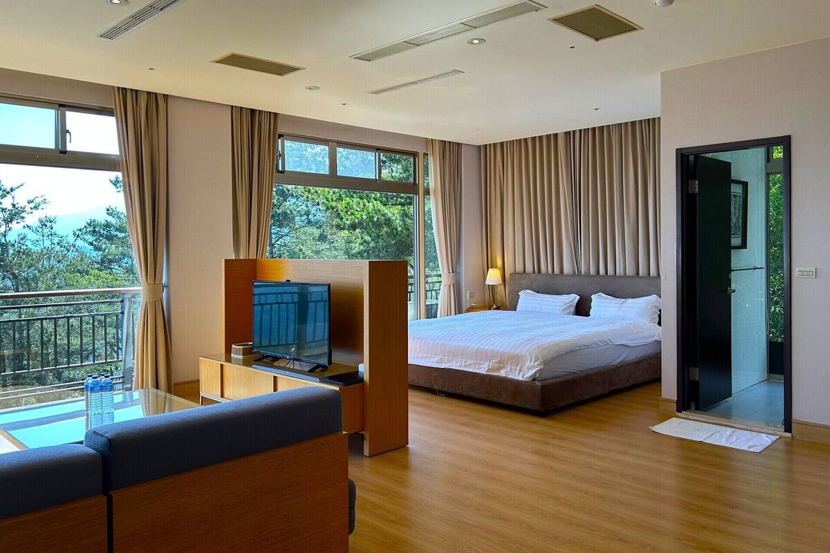 Gallery Double Room (603)