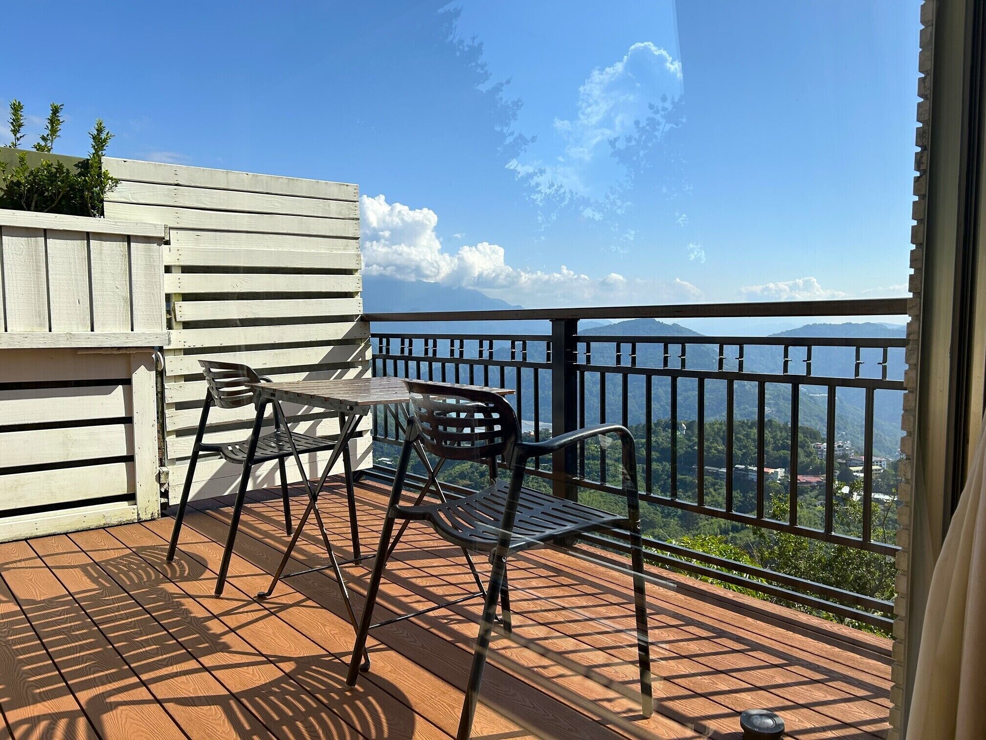 gallery double room (603) | down duvets, blackout curtains, free wifi, bed sheets