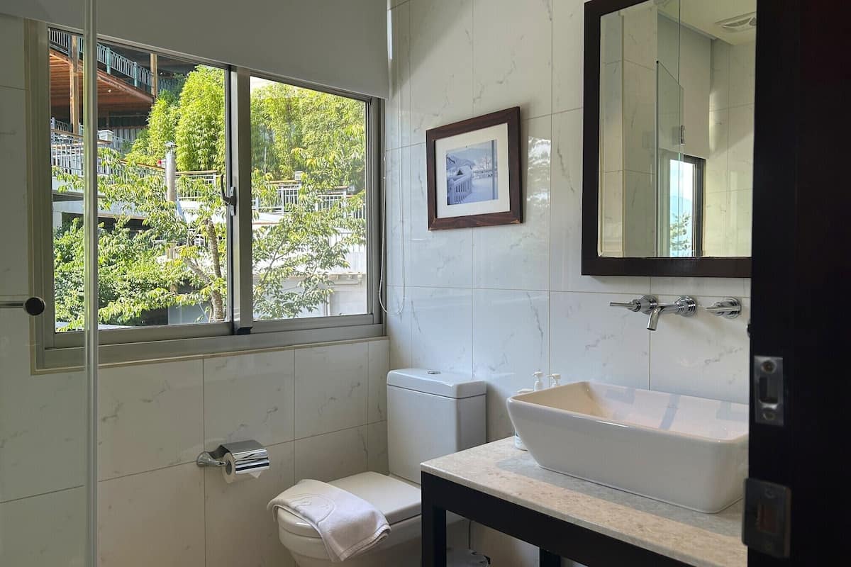 design double room (705) | down duvets, blackout curtains, free wifi, bed sheets