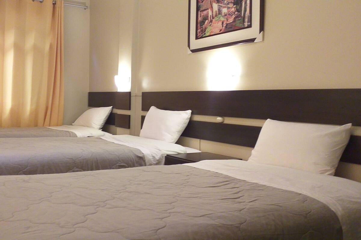 Habitación triple básica | Wifi gratis