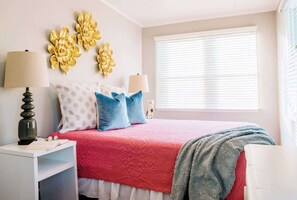 3 bedrooms, in-room safe, desk, iron/ironing board