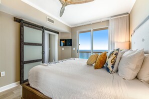 3 عدّة غرف نوم ومكواة/لوح كي وخدمة الإنترنت وملاءات أسرّة