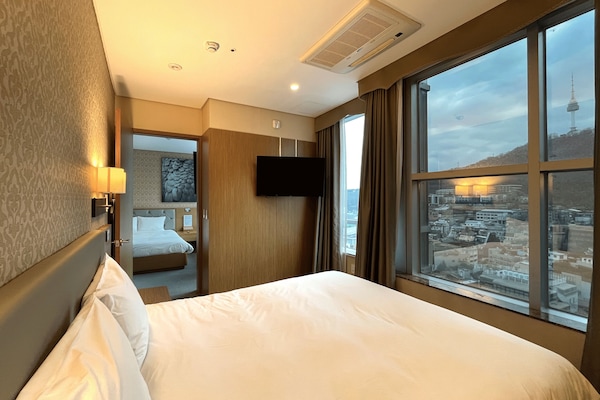 Individually furnished, desk, blackout curtains, soundproofing